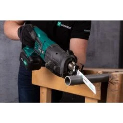 VONROC Seghetto A Gattuccio A Batteria 20V. Batteria E Caricabatterie Non Inclusi. Include 2 Lame E Sacca Portautensili 7 VONROC Seghetto A Gattuccio A Batteria 20V. Batteria E Caricabatterie Non Inclusi. Include 2 Lame E Sacca Portautensili -Makitae Outlet 26103986 3