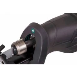 VONROC Seghetto A Gattuccio A Batteria 20V. Incl. 2 Batterie 2.0Ah, Caricabatterie, 2 Lame E Sacca Portautensili 8 VONROC Seghetto A Gattuccio A Batteria 20V. Incl. 2 Batterie 2.0Ah, Caricabatterie, 2 Lame E Sacca Portautensili -Makitae Outlet 26148170 4