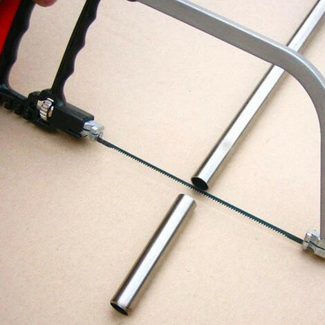 11 IN 1 SAW : Scatola Con Sega Multifunzione 11 In 1 1 11 IN 1 SAW : Scatola Con Sega Multifunzione 11 In 1