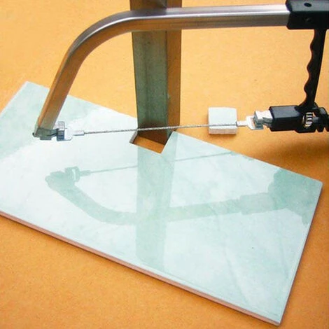 11 IN 1 SAW : Scatola Con Sega Multifunzione 11 In 1 4 11 IN 1 SAW : Scatola Con Sega Multifunzione 11 In 1 - immagine 4