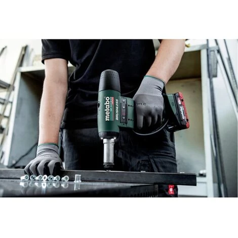 Metabo Rivetta Batteria Nutspun NMP 18 LTX BL M10 2x Batteria 4.0 Ah 1x Caricabatterie ASC 55 2 Metabo Rivetta Batteria Nutspun NMP 18 LTX BL M10 2x Batteria 4.0 Ah 1x Caricabatterie ASC 55 - immagine 2