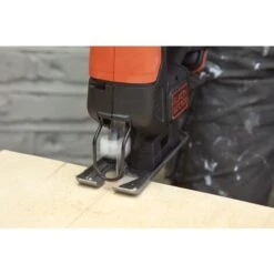 Black & Decker BDCJS12N-XJ Seghetto Alternativo A Batteria - 12 V - Profondità Di Taglio: 16 Mm - Legno: 52 Mm - Metallo: 5 Mm - Alluminio: 17 Mm - Senza Batteria Black+Decker -Makitae Outlet 59094074 5