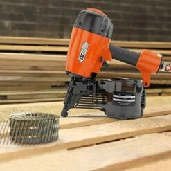 Tacwise JCN90V Chiodatrice Pneumatica A Bobina, Utilizza Chiodi A Bobina Piatta Lunghi Da 50 A 90 Mm, Diametro 2,5 A 3,3 Mm -Makitae Outlet 70829602 4