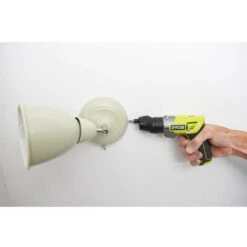 Avvitatore Ergo-a2 Avvitasvita Con Batteria Al Litio Integrata 4v 1.5 Ah - Ryobi 6 Avvitatore Ergo-a2 Avvitasvita Con Batteria Al Litio Integrata 4v 1.5 Ah - Ryobi -Makitae Outlet 88000982 3
