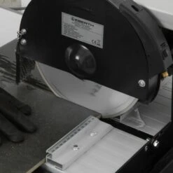 EBERTH Tagliapiastrelle Ad Acqua Elettrica 800W, Laser, Disco Diamantato Da 230 Mm, Lunghezza Di Taglio 900 Mm, Profondità Di Taglio 36 Mm, Girevole Senza Gradini Fino A 45° 9 EBERTH Tagliapiastrelle Ad Acqua Elettrica 800W, Laser, Disco Diamantato Da 230 Mm, Lunghezza Di Taglio 900 Mm, Profondità Di Taglio 36 Mm, Girevole Senza Gradini Fino A 45° -Makitae Outlet 9872080 5